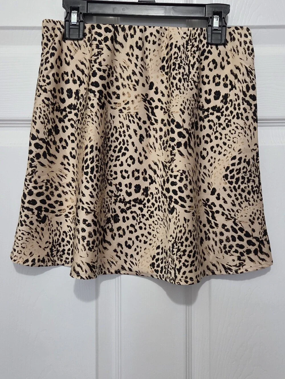 Forever 21 High Waisted Satin Leopard Print Mini Skirt Size Small Y2k Indie